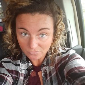 Meet your Posher, Castine